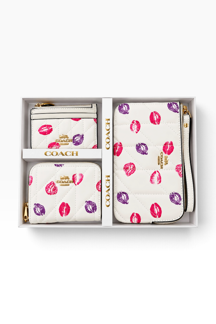 Kiss Me Quilted Trio Wallet Set