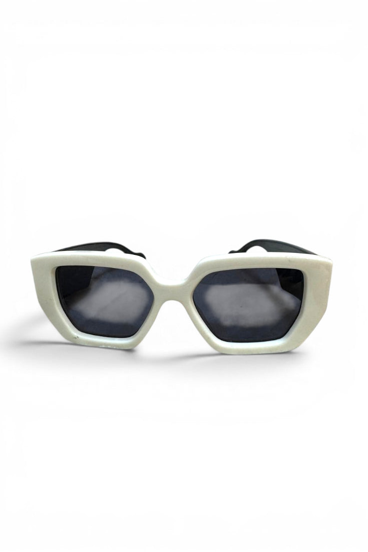 Angular Retro Cat-Eye Sunglasses