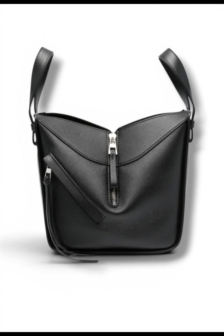 Women’s Minimal Shoulder Bag