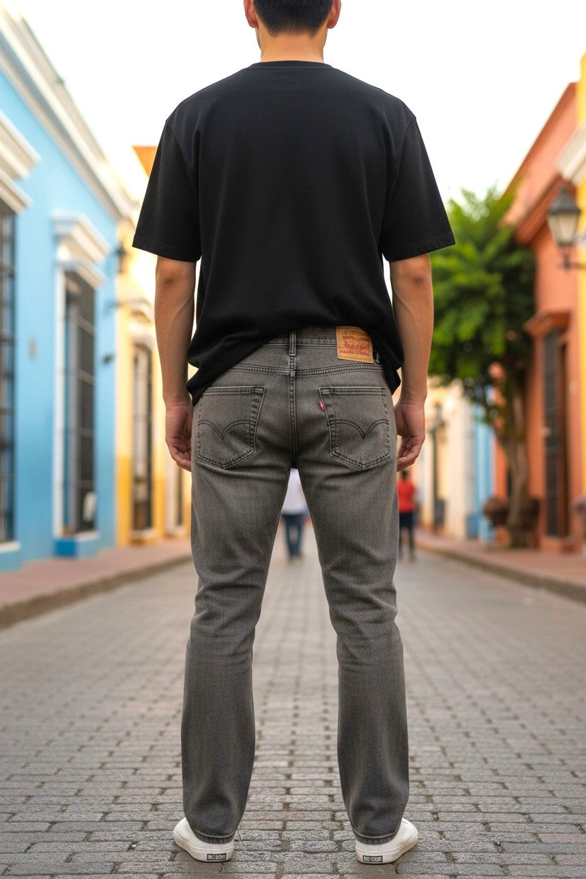 Relaxed Fit Denim Jeans